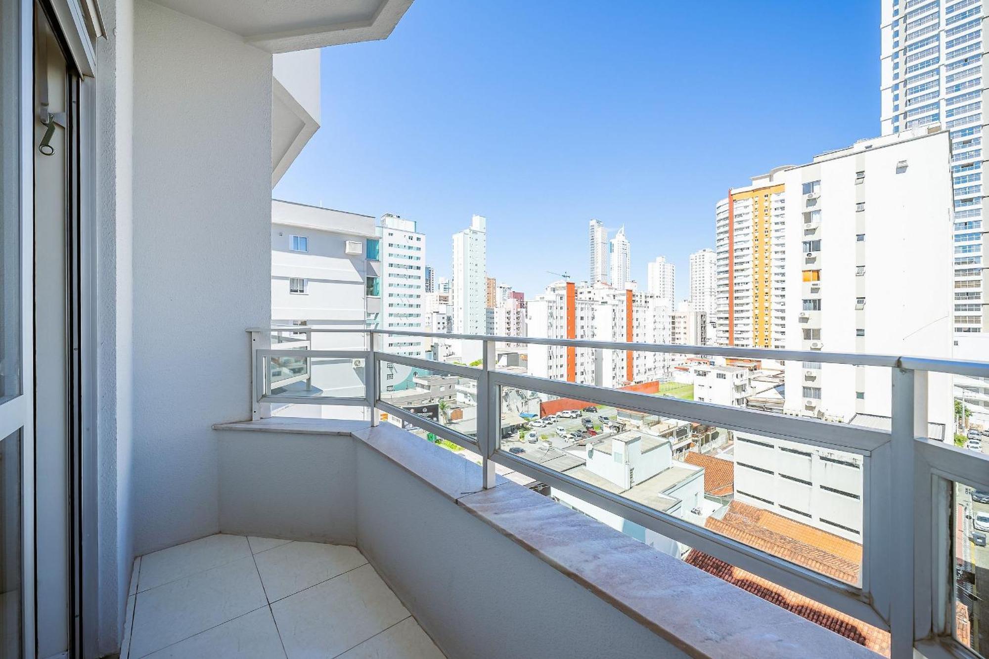 Apartamento Ap Prox Da No Centro De Balneario Sdc601 *